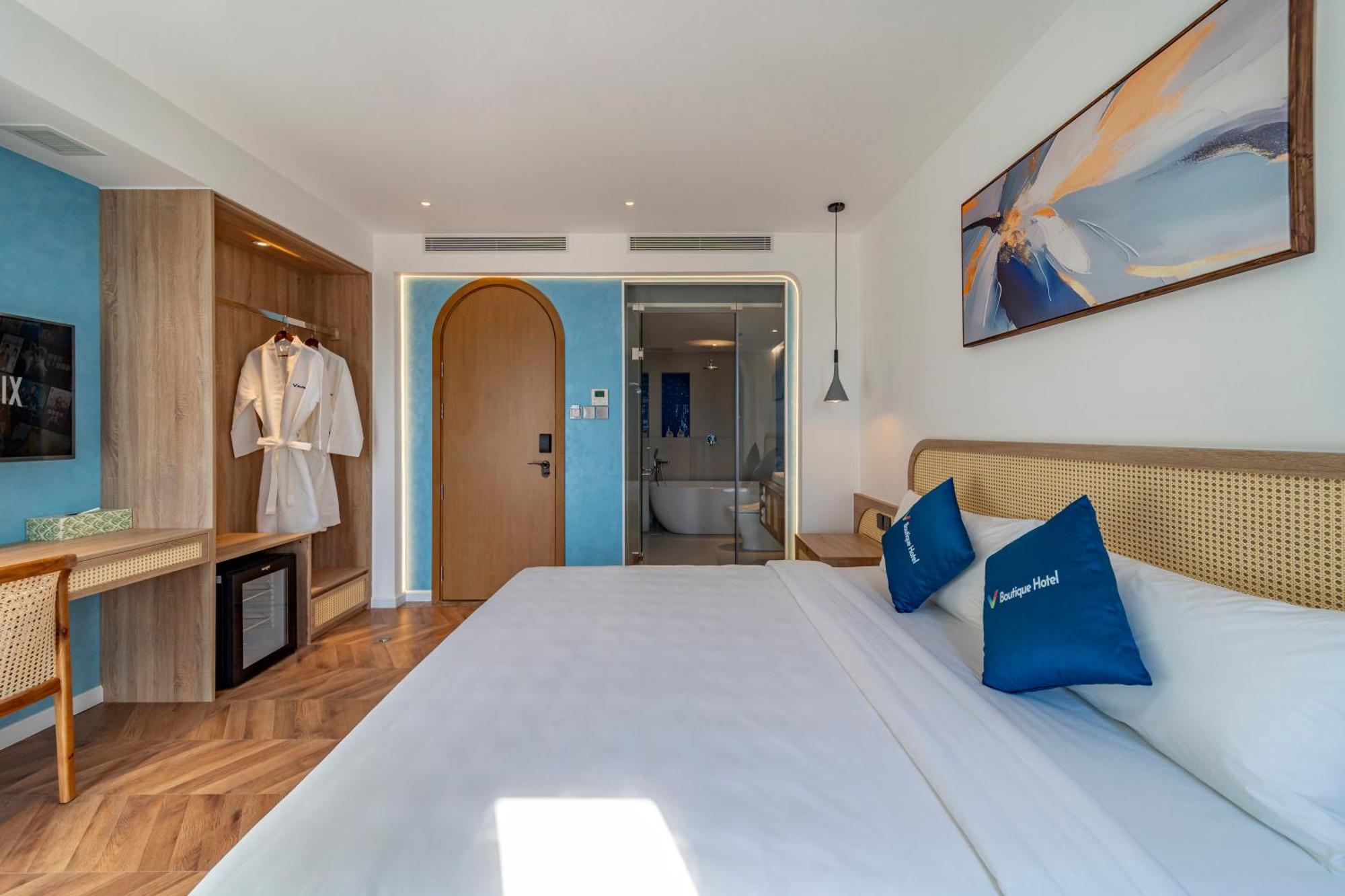 V Boutique Hotel - Complimentary Refreshments Вунгтау Экстерьер фото