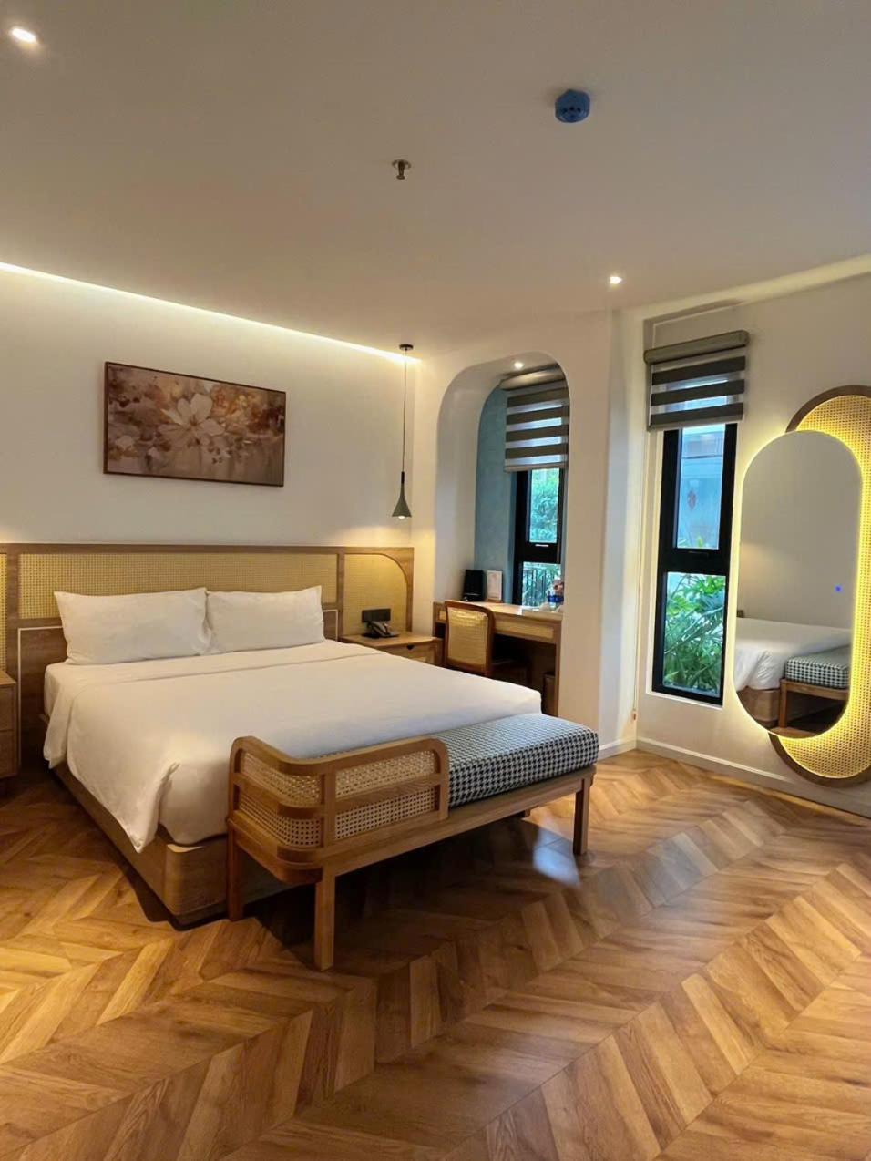 V Boutique Hotel - Complimentary Refreshments Вунгтау Экстерьер фото